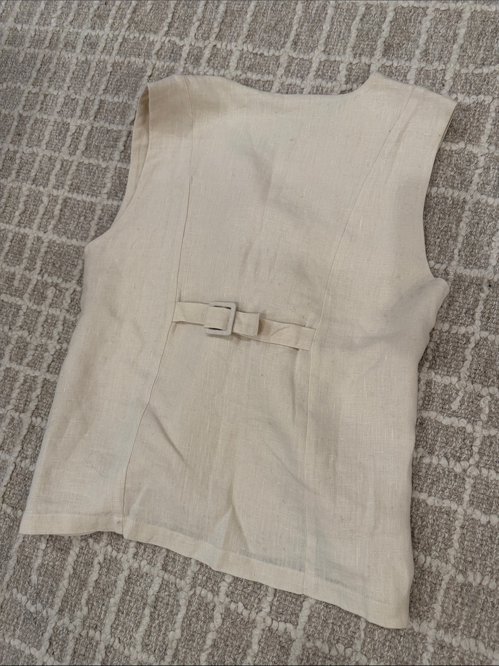 First Rite Cream Linen- Button Front Women's Vest - Picture 4 of 5
